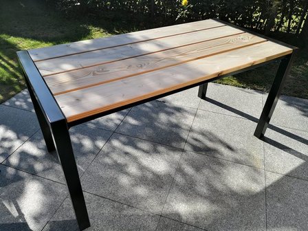 Tuintafel TW Breda