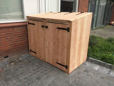 Kliko ombouw met zwart beslag