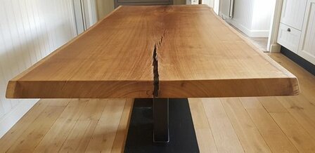 Epoxy boomstamtafel