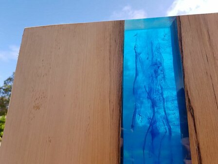 Boomstam riviertafel