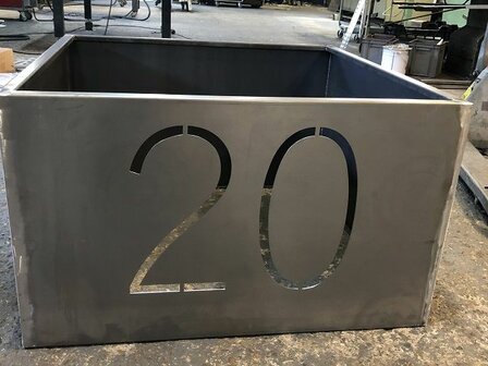 Cortenstalen plantenbak op maat