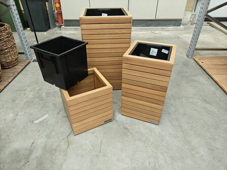 Houten plantenbakken