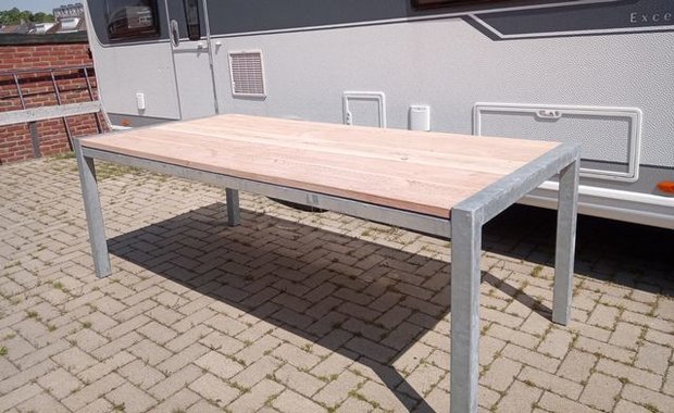 Tuintafel TW Breda