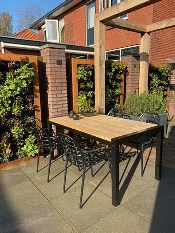 Houten tuintafel