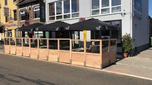 Terras schermen