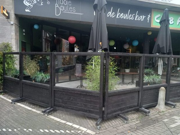 Verplaatsbaar terrasscherm hout