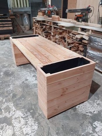Plantenbak tuintafel