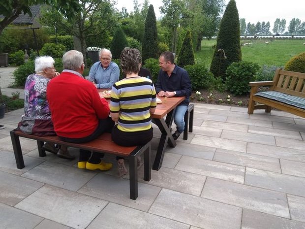 Tuintafel hout