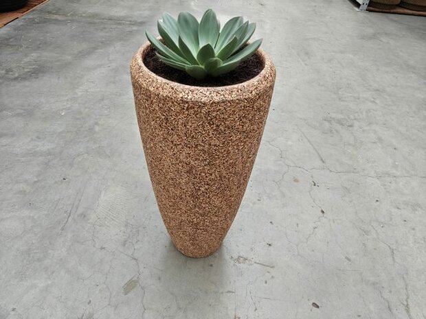 Smalle conische plantenbak van bosrestanten