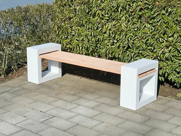 Buitenmeubel met witte poten