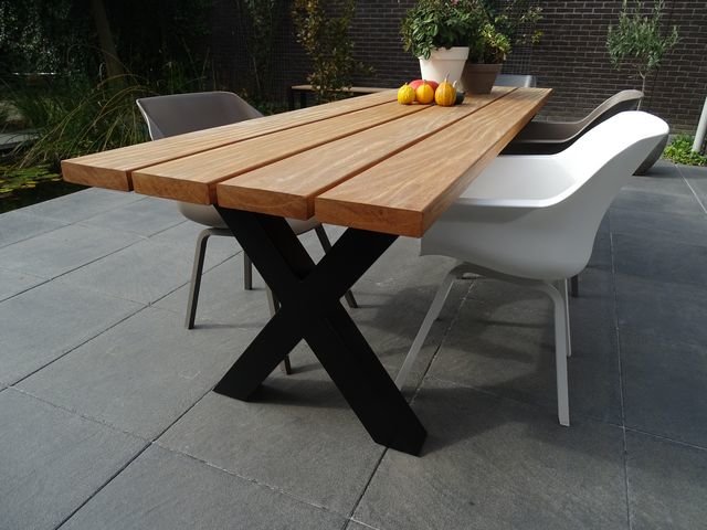 naald linnen genezen Houten Tuintafel - Buitentafel - Tuinwaardig