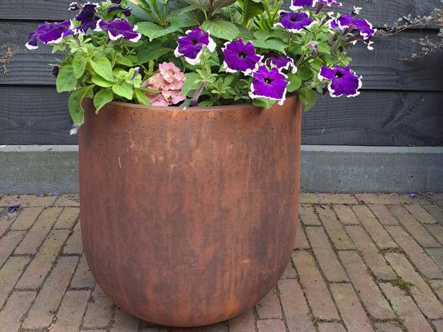 Tuinpot met ral kleur