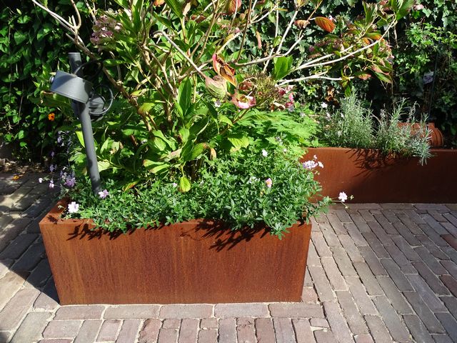 Cortenstaal plantenbak