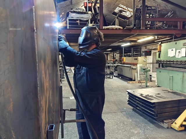 Maatwerk stalen plantenbak