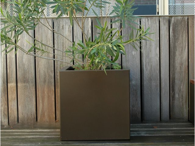 Plantenbak supra bruin