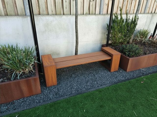 Cortenstaal buitenmeubel met hardhout