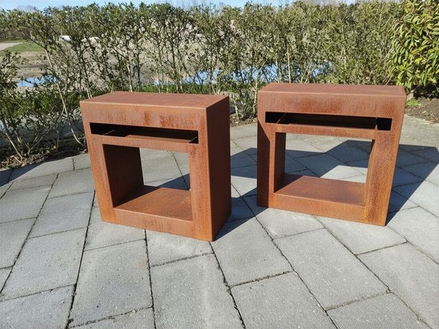 Cortenstalen potenset voor buitenbank