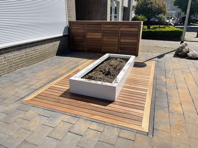 Houten vlonder laten leggen